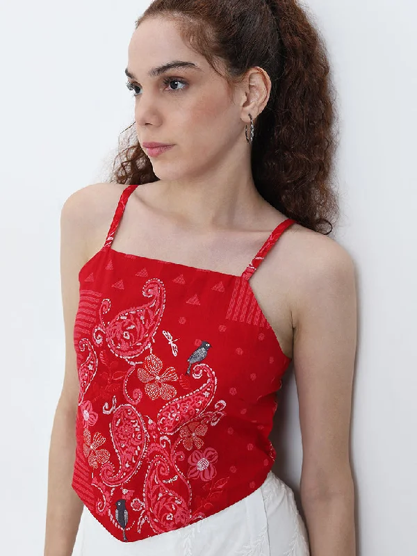 Weekend Offers You Can't Ignore Bombay Paisley Red Paisley Printed Crop Cotton Top