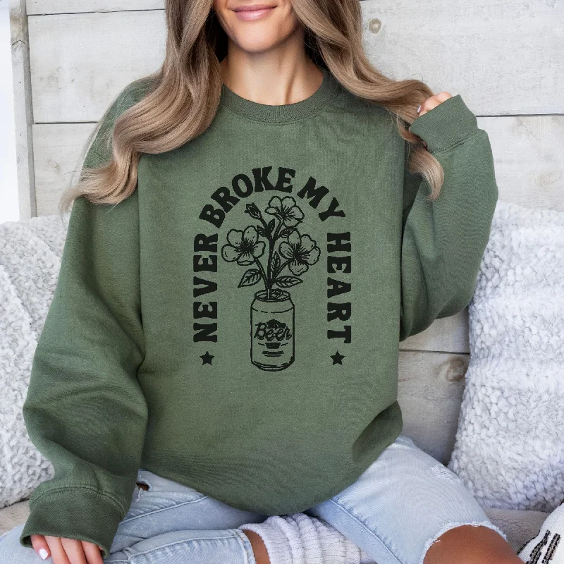 Weekend Offers That Excite Beer Never Broke My Heart Gildan Crewneck or Hoodie Sweatshirt *UNISEX FIT* Weekend Offers That Excite Beer Never Broke My Heart Gildan Crewneck or Hoodie Sweatshirt *UNISEX FIT*