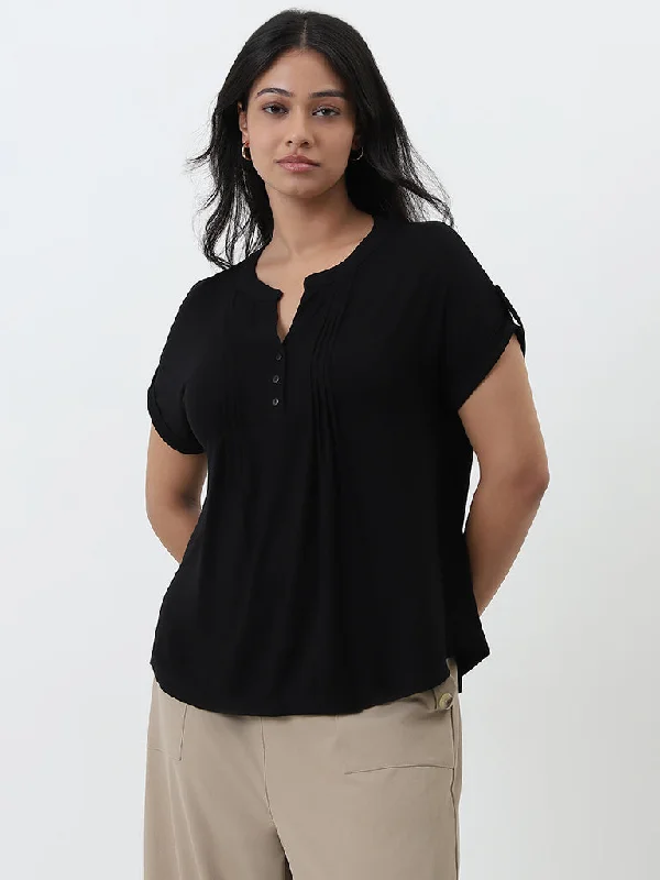 Weekend Bargains Galore Gia Black Blouse