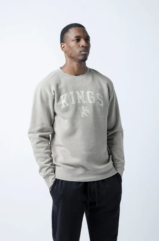 Closeout Deal Heralding Lion Classic Crewneck