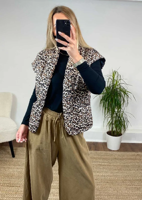 Crazy Savings Margot Leopard Quilted Gilet