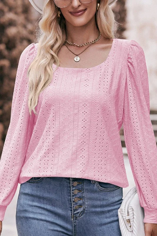 Closeout Deal WOMEN U NECK EYELET FITTED CUFF TEE