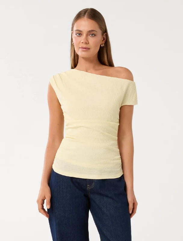 Discount Days Hallie Ruched Tipped Shoulder Top