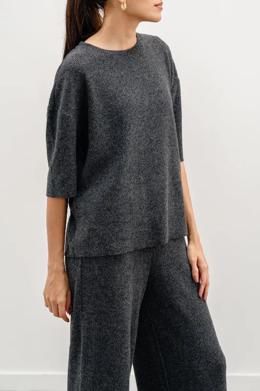 Clearance Event TEXTURED TEE