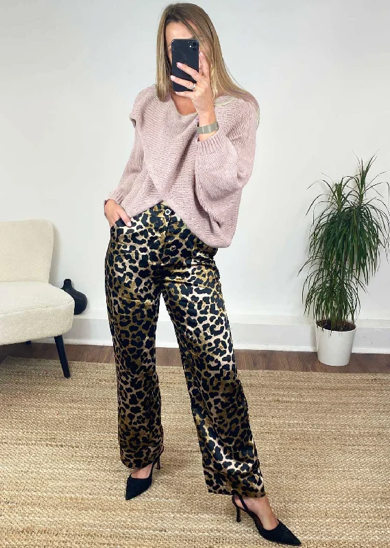 Referral Discount Jane Crossover Knit Jumper in Pale Pink