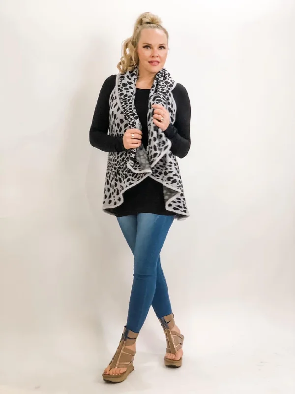 YEAR-End Sale Grey/White Leopard Two Tiered Cape