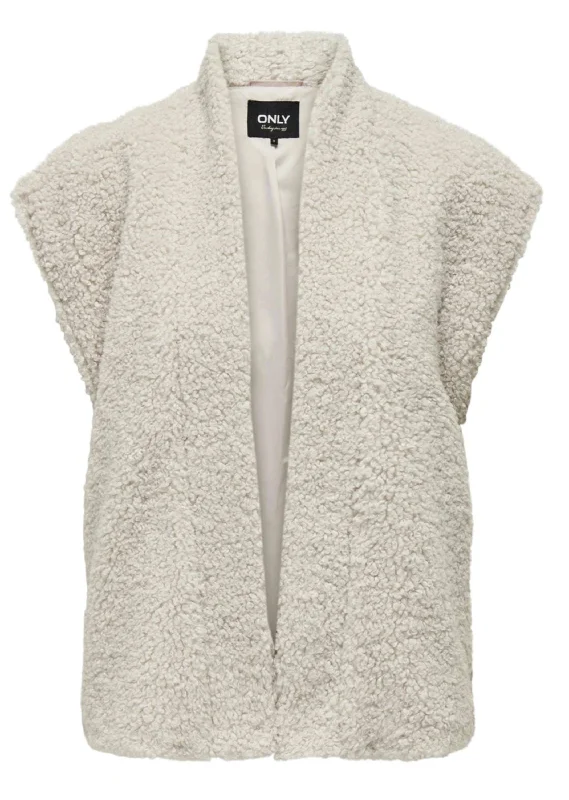 Markdown Madness Naya Teddy Gilet in Cream