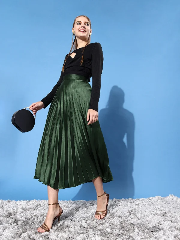 Special Buy Pleated Midi Skirt