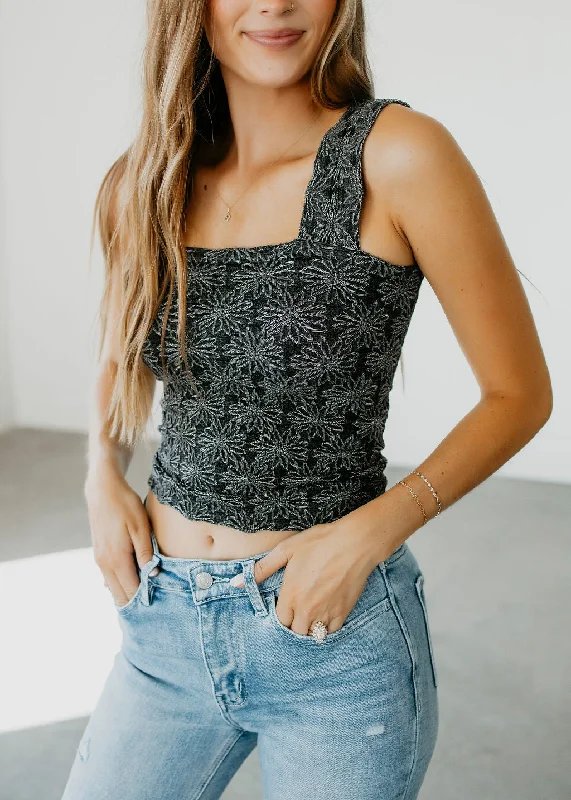 Savings Bonanza Zinnia Floral Tank