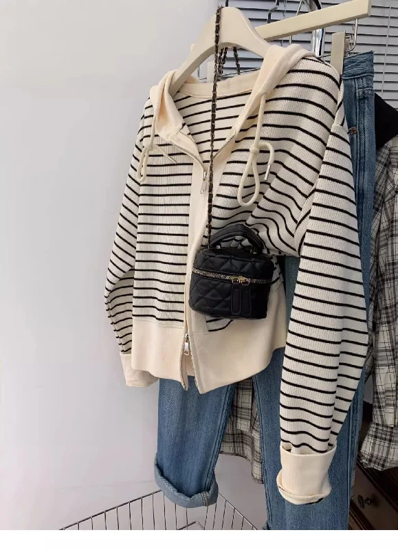Crazy Deals Striped long-sleeved knitted cardigan for women knitted sweater coat      S3399