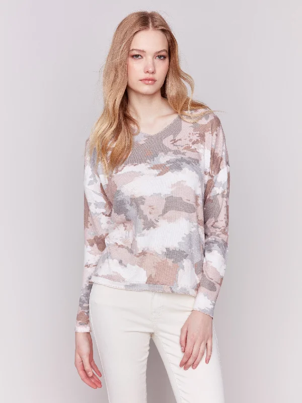 Weekend Savings Spectacular Printed V-Neck Knit Top - Woodrose