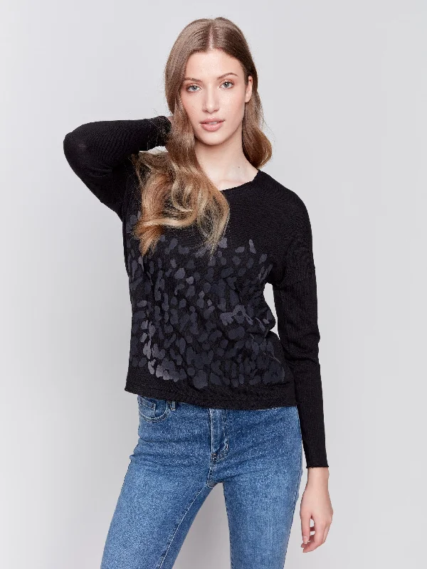 Reduced Rates Printed V-Neck Knit Top - Black