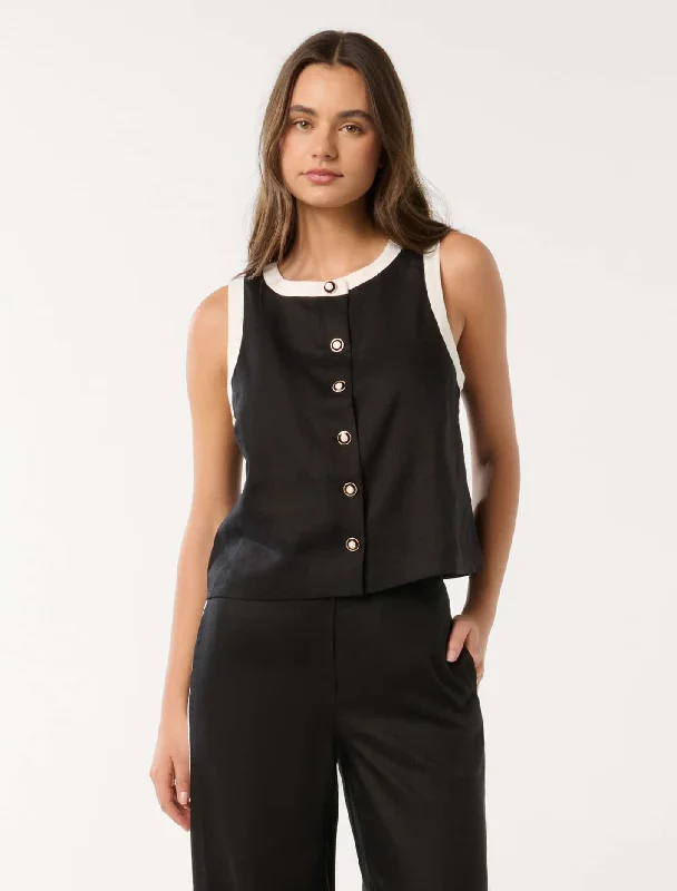 Quick Deals Ruth Button Front Top With Tipping