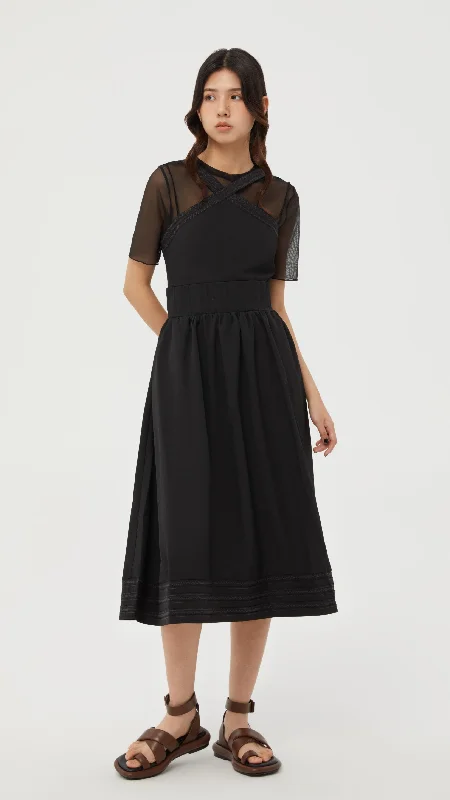 Final Markdown Hatler Neck Dress