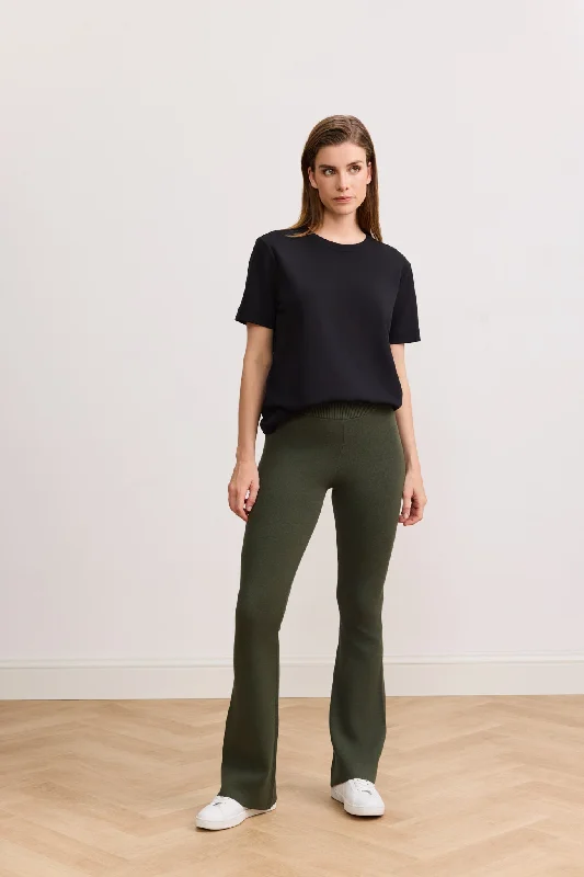 Weekend Savings Spectacular OLLY flared pants - Deep Moss