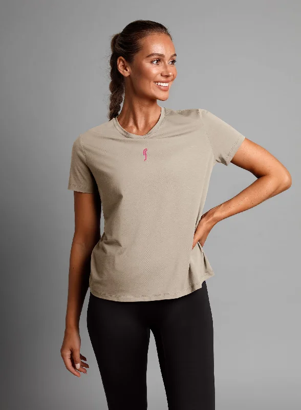 Can't Beat Women's Paris Relaxed Tee